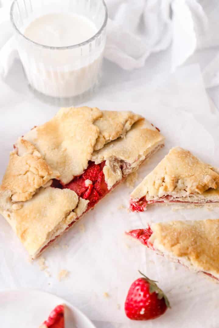 easy-gluten-free-strawberry-galette