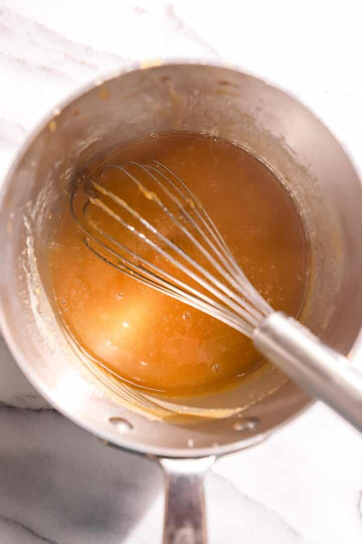 gluten-free-caramel-peach-pie-process-shot