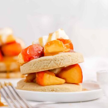 amazing-peach-caramel-shortcake-gluten-free