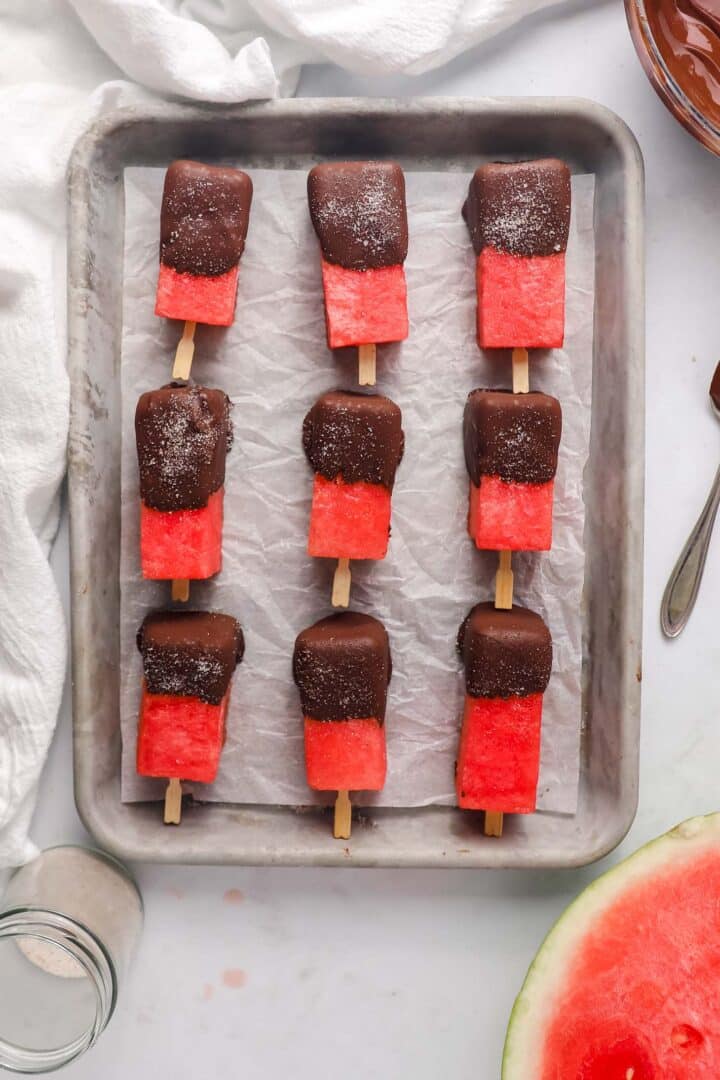 easy-chocolate-dipped-watermelon-bites