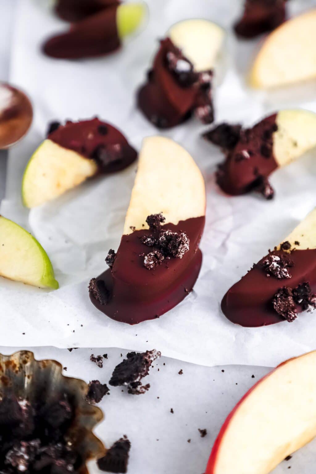 Gallery Detail: Oreo Chocolate Dipped Apples Slices Gf