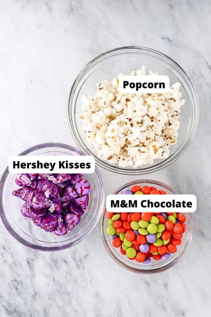 halloween-snack-mix-with-popcorn-ingredients
