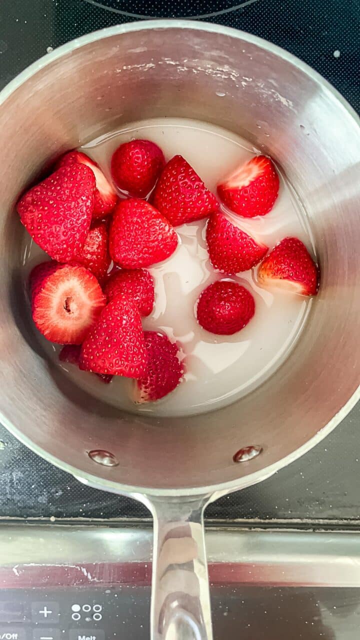 making-strawberry-drizzle