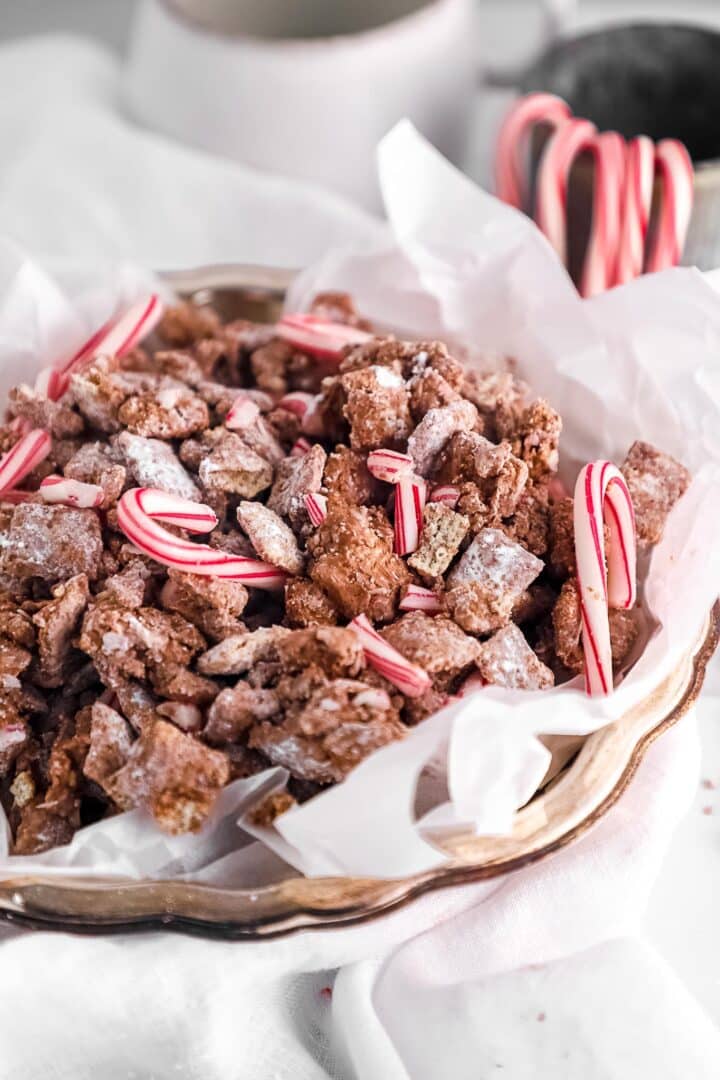 peppermint-muddy-buddies-without-peanut-butter