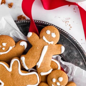 easy-gluten-free-soft-gingerbread-cookies
