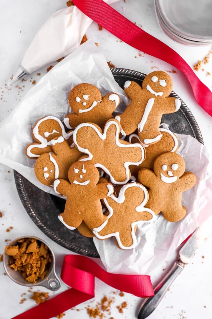 easy-gluten-free-soft-gingerbread-cookies