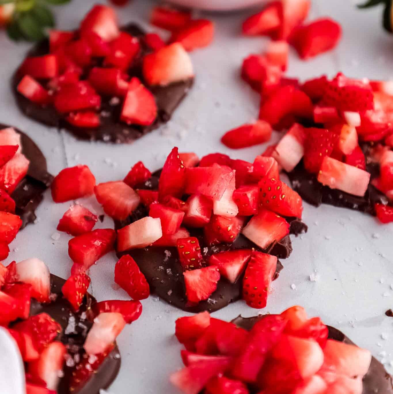 Easy Strawberry Chocolate Bites