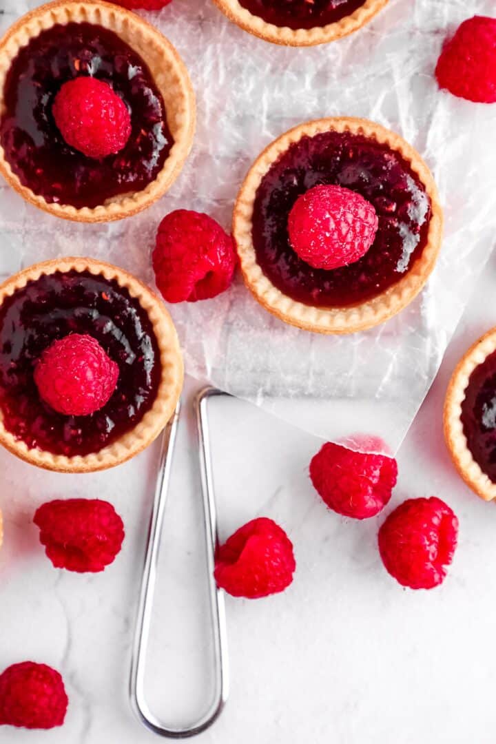 Easy-gluten-free raspberry-tartlet