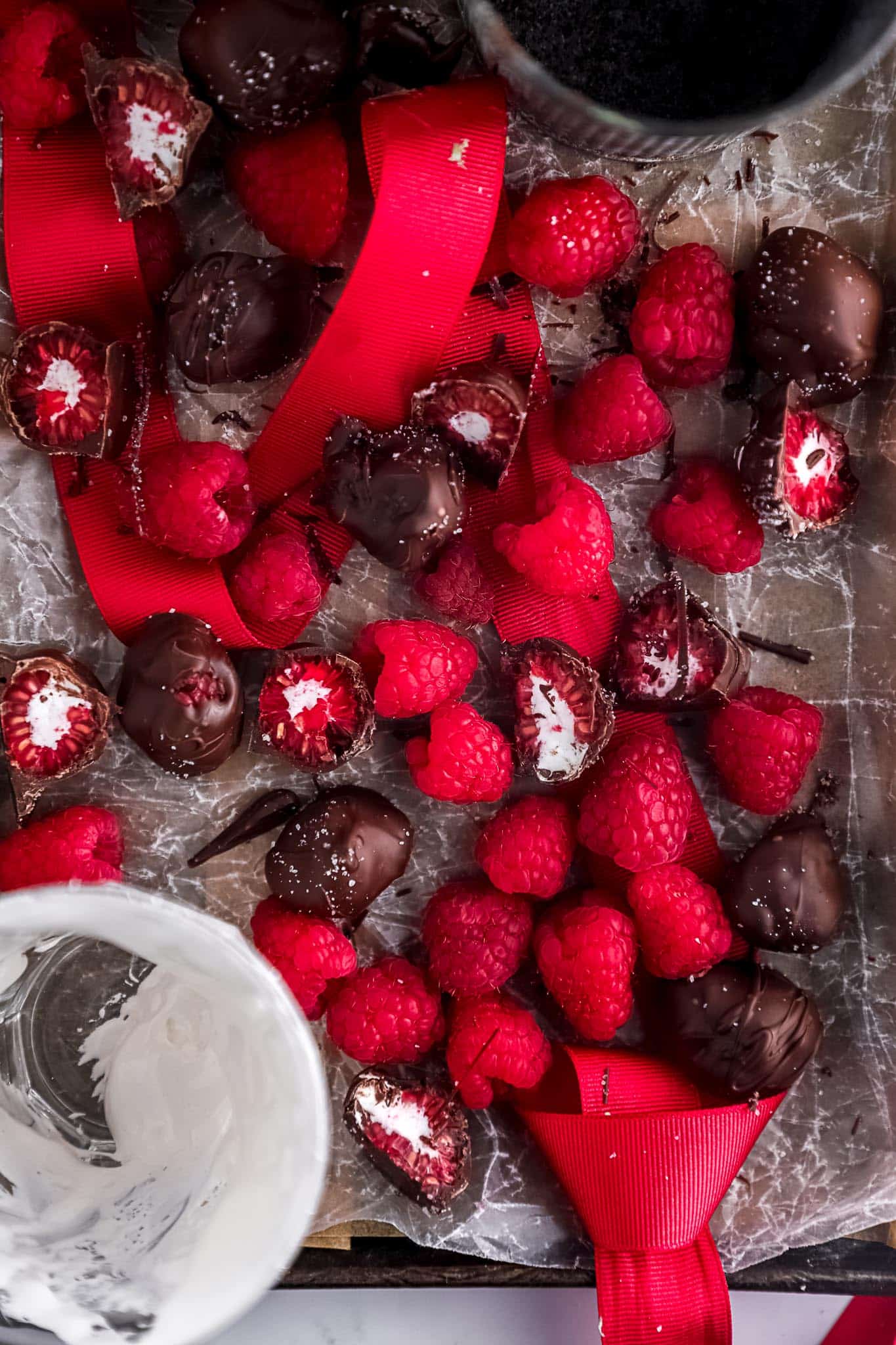 Marshmallow Frozen Chocolate Raspberries
