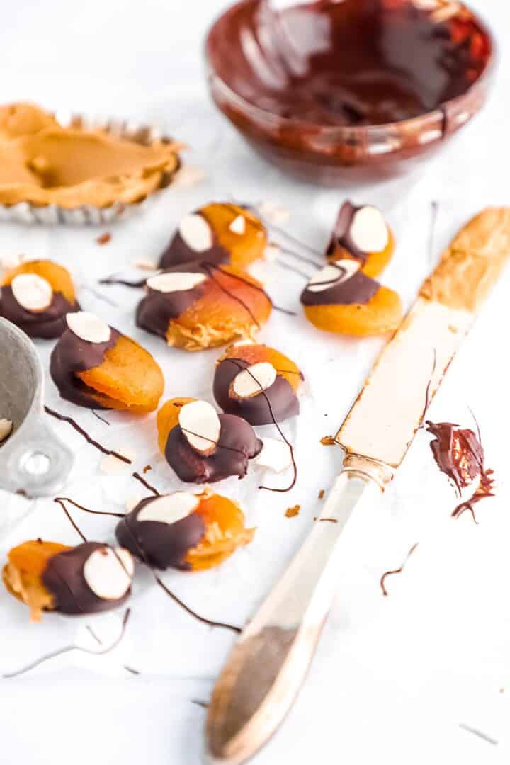 gourmet-peanut-butter-filled-apricots