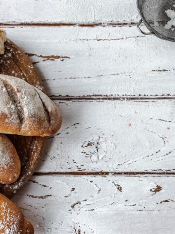 gluten-free-bread-on-table