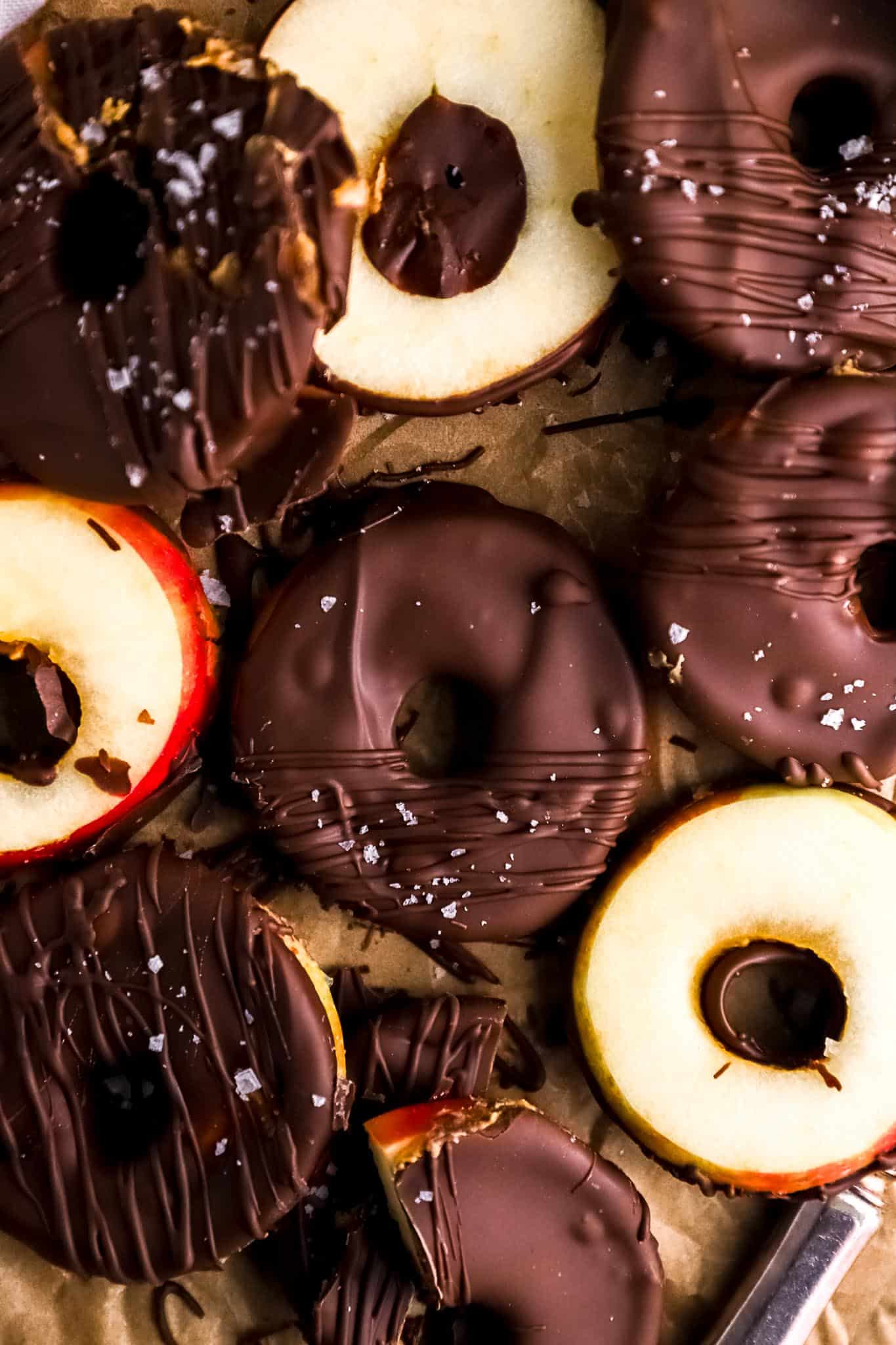 apple-rings-dipped-in-melted-chocolate