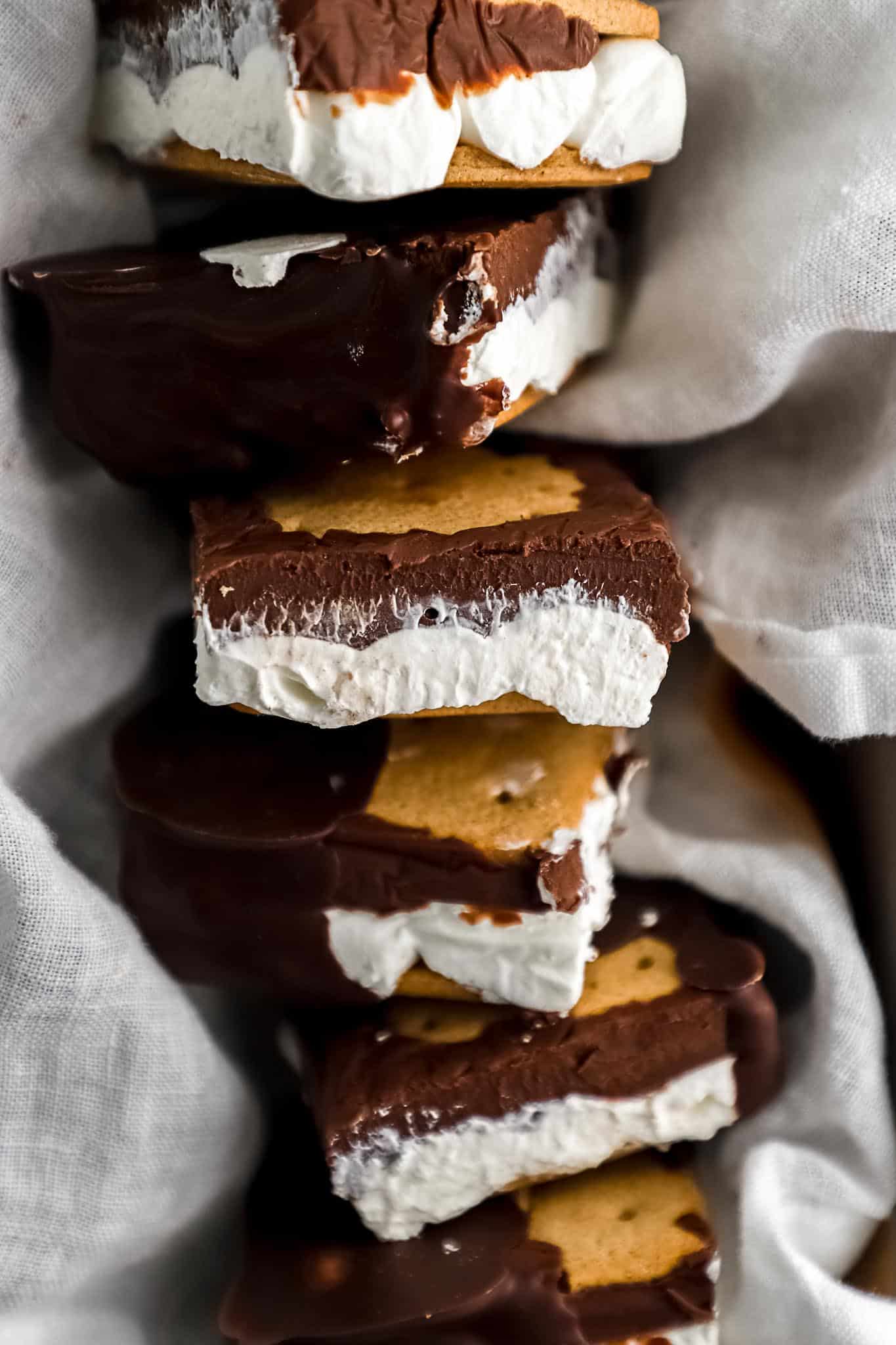 frozen-graham-cracker-ice-cream-sandwiches