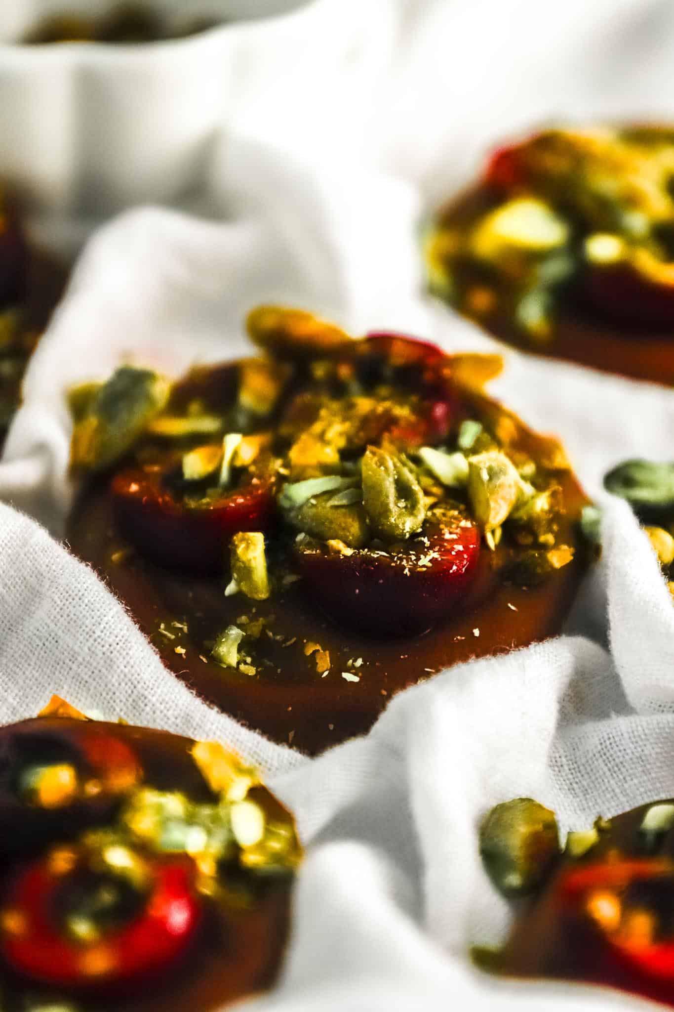 elegant-cherry-pistachio-chocolate-bites